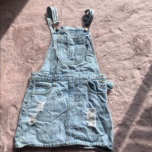 Overall dress